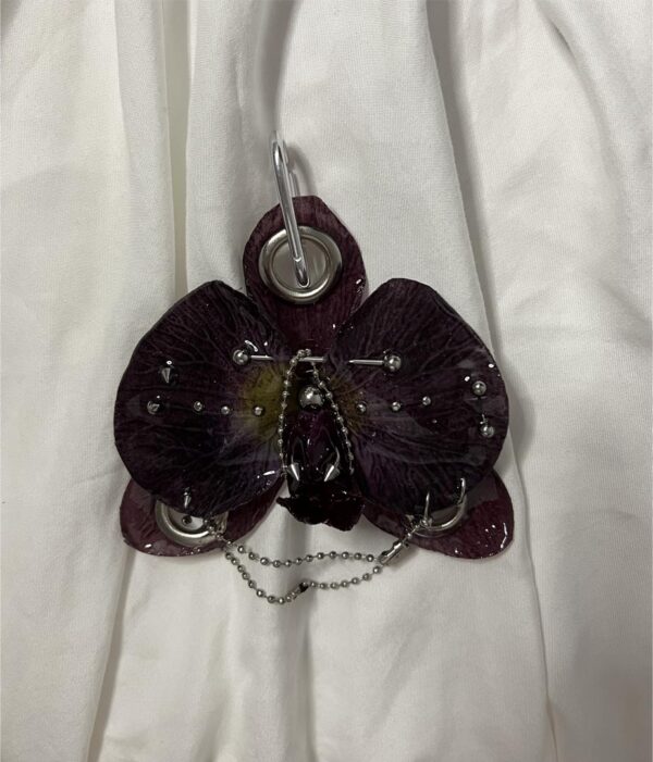 Pierced orchid keychain Ash Bloom