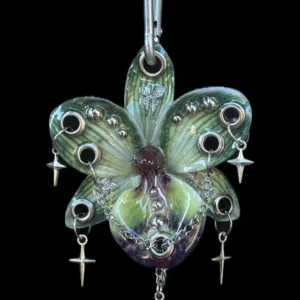 Pierced orchid keychain - Green Vein