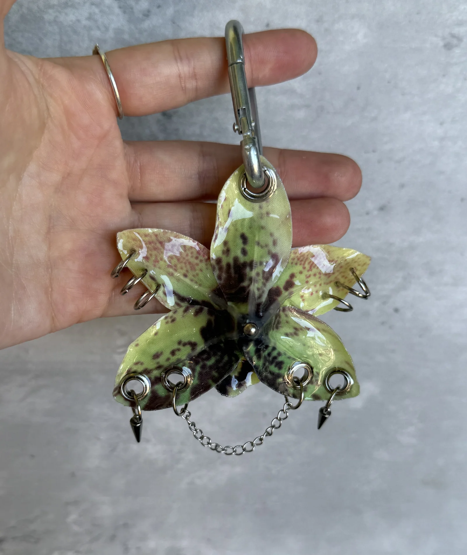 Pierced orchid keychain - #56 Chartreuse Venom - Image 4