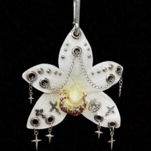 Resin Orchid Bag Charm • White • white wings and stars